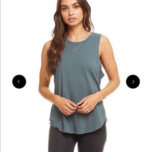 Chaser Brand basic seamed muscle tank, M